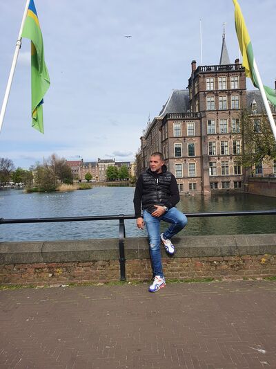  ,   Sergej, 45 ,   ,   