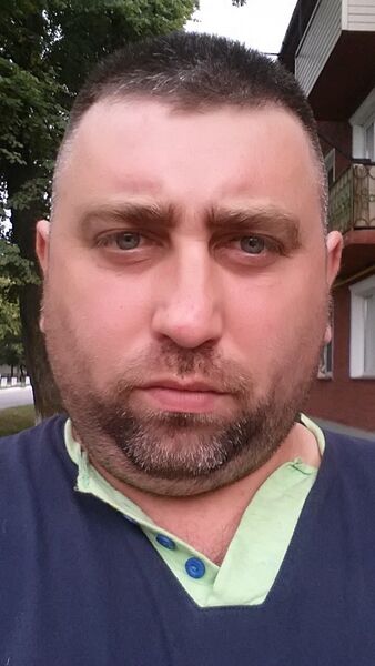  ,   Petro, 40 ,   