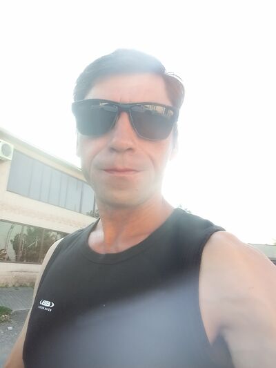  ,   Valera, 42 ,   ,   