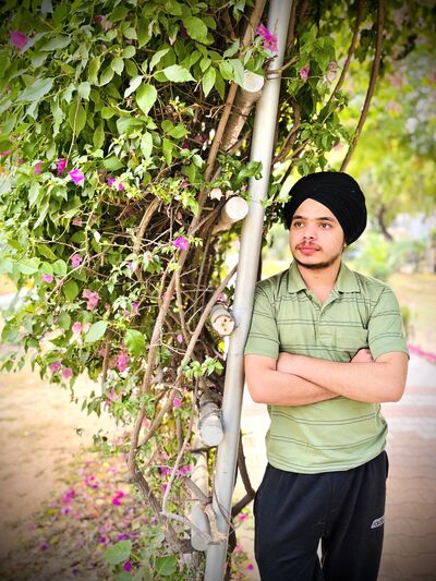  Flamatt,   Ravneet, 23 ,   ,   , c 