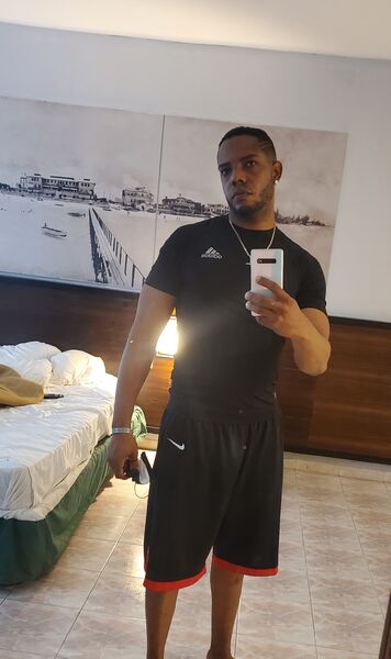  ,   Yosniel, 36 ,   ,   