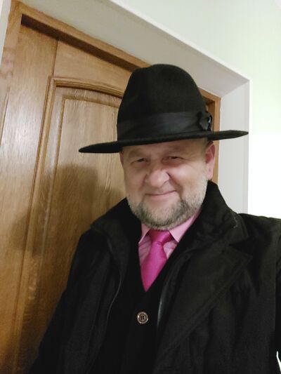 ,   Yury, 54 ,   ,   , c 