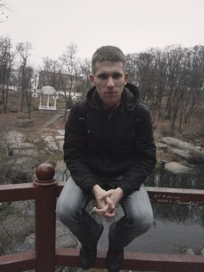  ,   Elias, 28 ,  