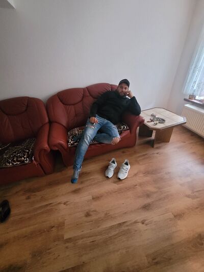  Borna,   , 34 ,   ,   