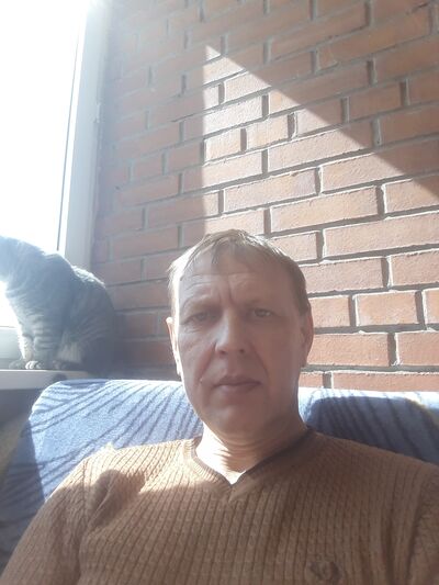  ,   Michael, 52 ,   ,   