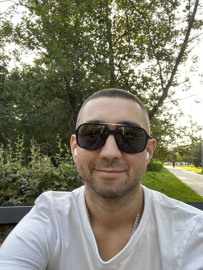  ,   Vladamir, 37 ,   c 