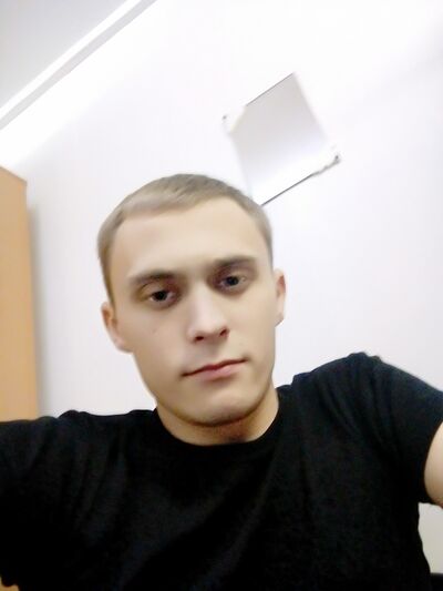  ,   Siarhei, 32 ,  
