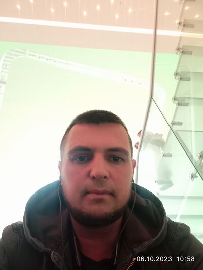  ,   Vitalii, 37 ,   ,   