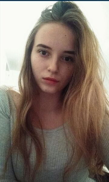  ,   Lola, 24 ,   ,   , c 