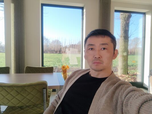  ,   Sam, 37 ,   ,   