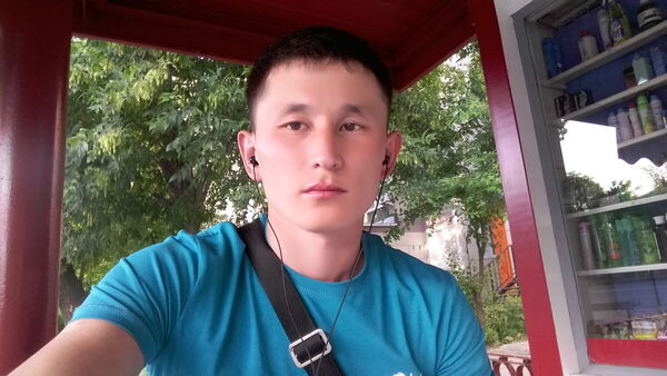  ,   Sultan, 32 ,   ,   , c 
