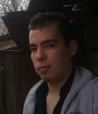  ,   Ruslan, 33 ,   ,   
