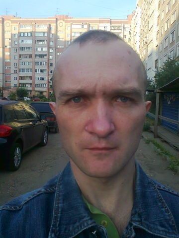  ,   Alex, 46 ,   