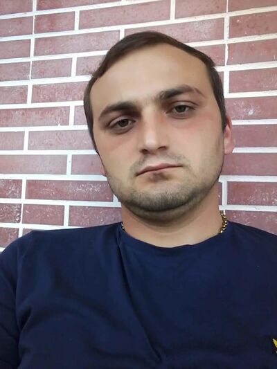  ,   Irakli, 32 ,   ,   , c 