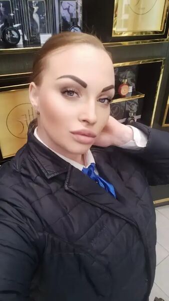  ,   Veronika, 34 ,   ,   