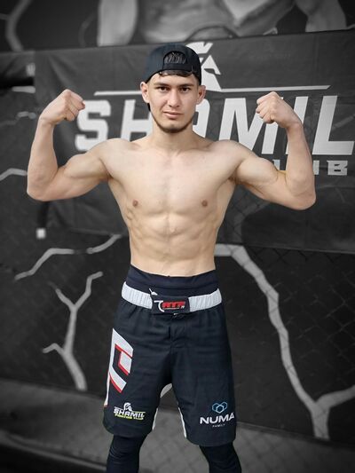  ,   Sardorbek, 22 ,   ,   