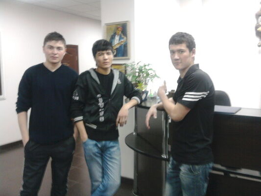  ,   Dima, 33 ,   