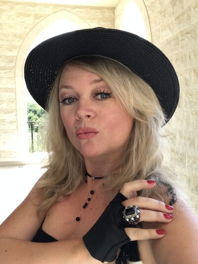  ,   Yuliya, 50 ,   ,   
