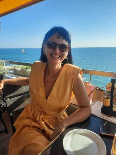 ,   Yulia, 52 ,   c 