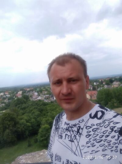  Czechowice-Dziedzice,   , 37 ,   ,   