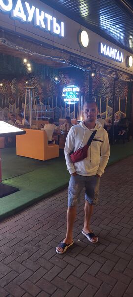  ,   Alexander, 34 ,   c 