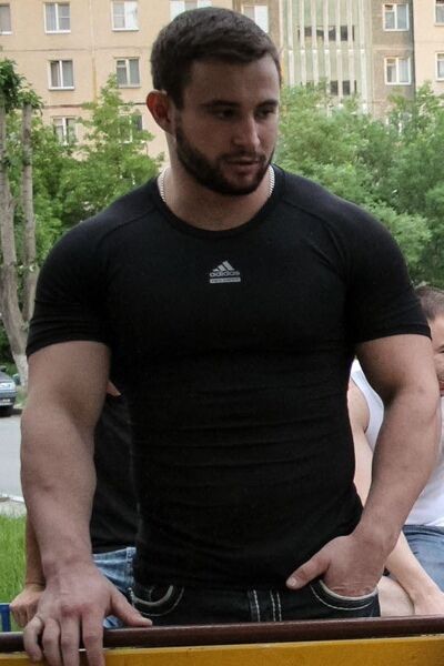 ,   Artem, 18 ,   ,   