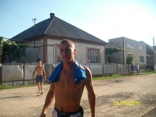  ,   Vanya, 36 ,   