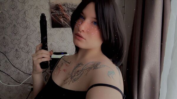  ,   Miss Li, 24 ,   ,   