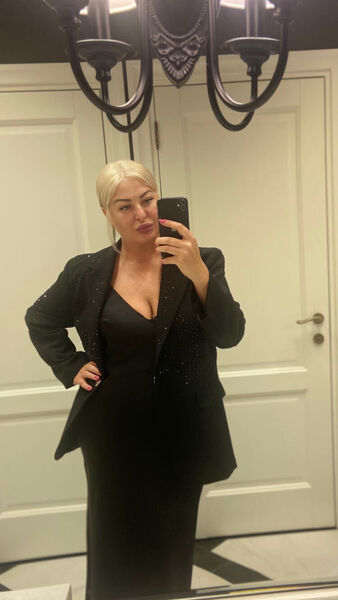  ,   Lera, 40 ,   ,   , c 