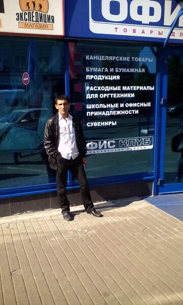  ,   Artur, 39 ,     , c 