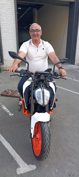  ,   Farid, 44 ,   ,   