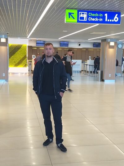  ,   Maxim, 29 ,   