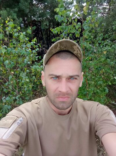  ,    Artur, 38 ,   ,   