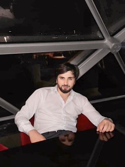  ,   Huseyn, 21 ,   ,   , c , 