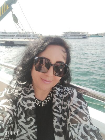  ,   Jasmin, 44 ,  