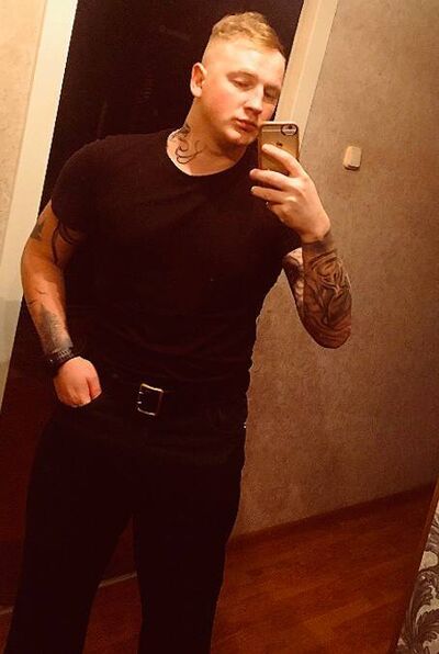  ,   Alex, 27 ,  