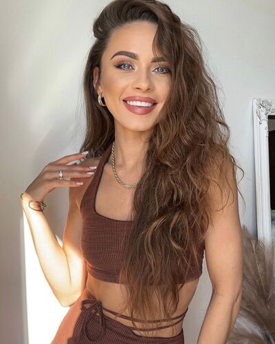  ,   Alice, 36 ,   ,   