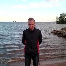  ,   Alex, 37 ,   