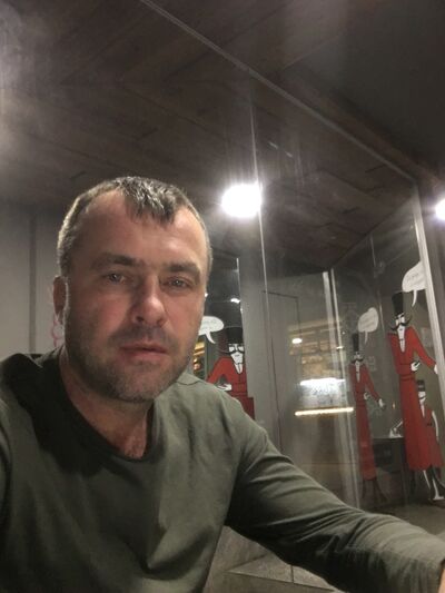  ,   Oskar, 47 ,   , 