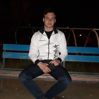  ,   Sasha, 22 ,   ,   