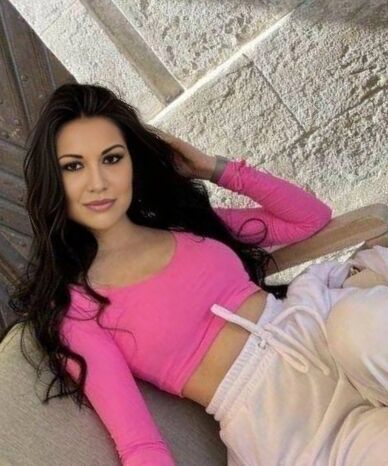  ,   Angelina, 48 ,   , 