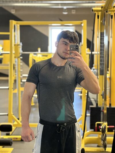  ,   Ibragim, 20 ,   ,   