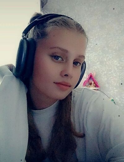  ,   Ksyusha, 18 ,   