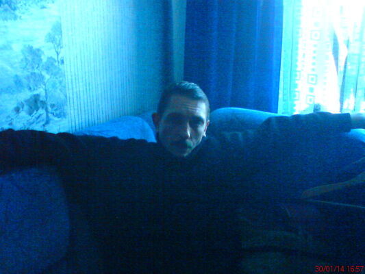  ,   Vikkarl, 49 ,   