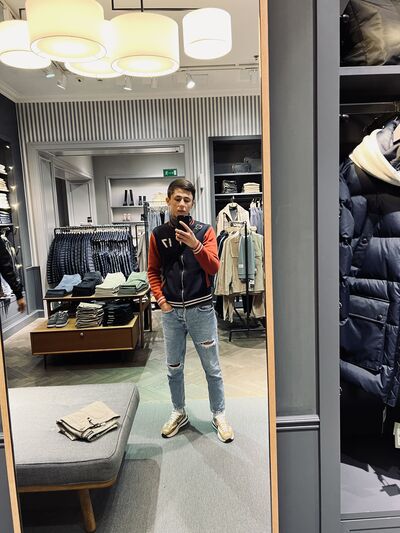 ,   Adiko, 24 ,   ,   