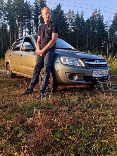  ,   Dmitry, 32 ,   ,   