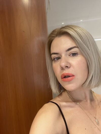  ,   Nikol, 35 ,   ,   