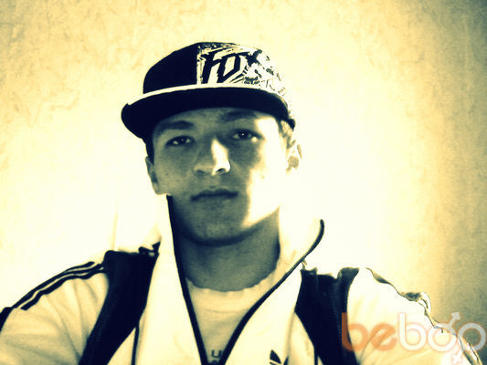  ,   Daniel, 31 ,  