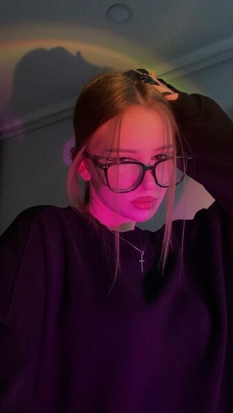  ,   Di, 20 ,   ,   