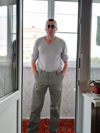 ,   Andre, 51 ,     
